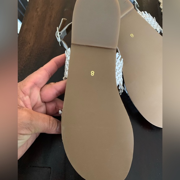 Women white woven adjustable strap, round toe, block heel buckle leather sandals - Picture 8 of 14